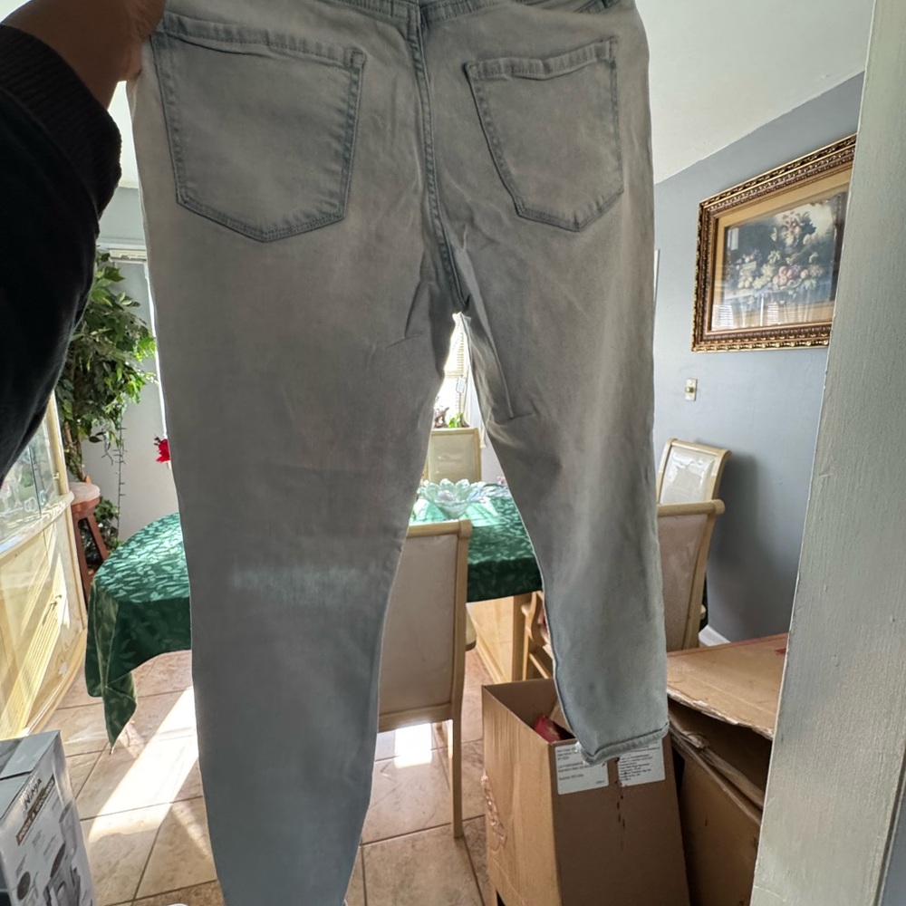 Arizona Jean Company Light Gray Boyfriend Jeans
